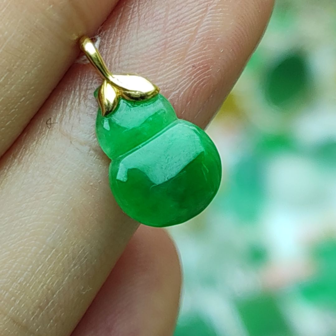 颈饰18K金镶嵌翡翠36  