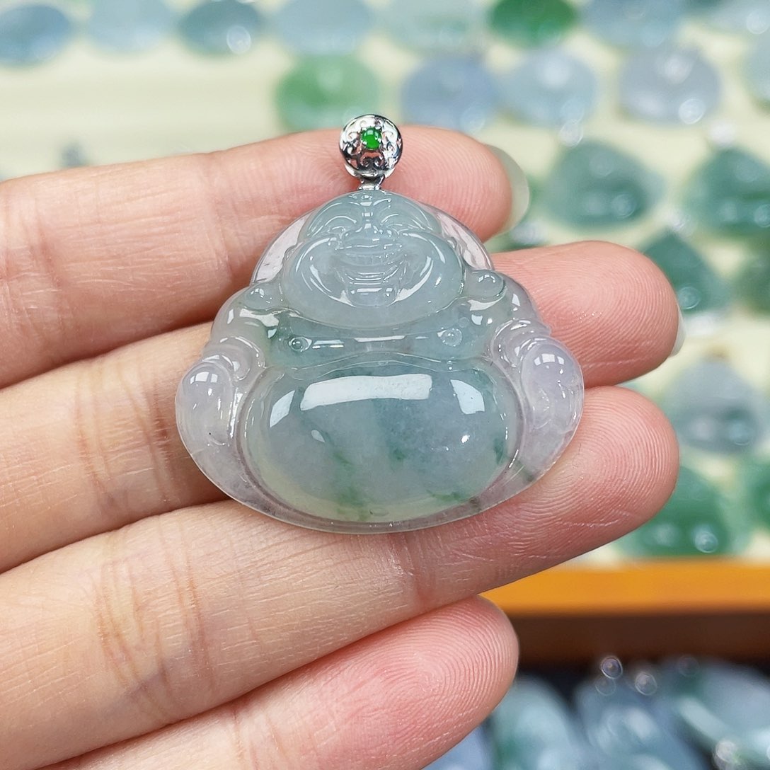 翡翠颈饰18K金镶嵌吊坠