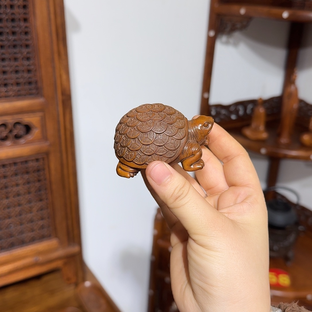 随***动木复古装饰摆件手把件长7厘米