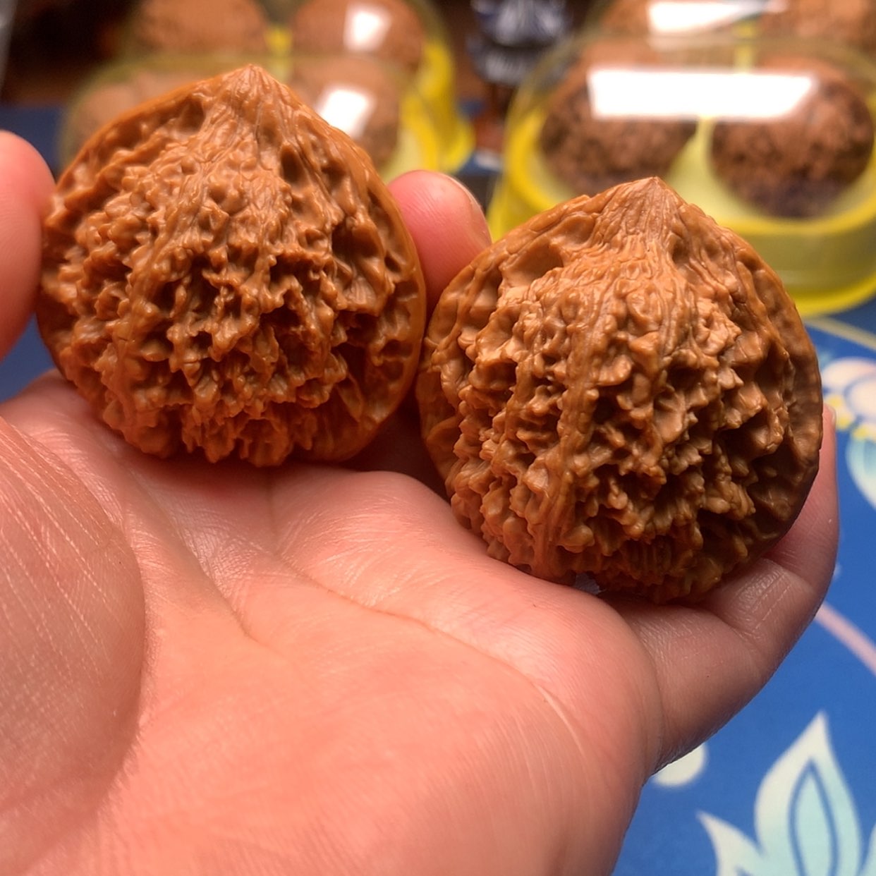 【闪购商品】文玩核桃把件漫天星43