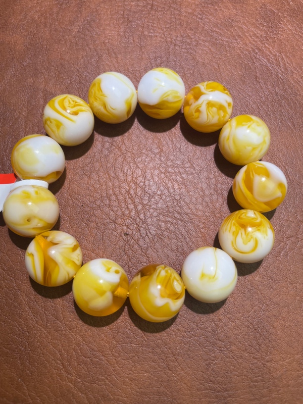 ML0612鸡油黄金胶蜜手串（无礼盒）