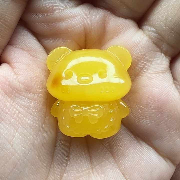 洗***.琥珀未镶嵌珠宝奇石小熊打孔不退