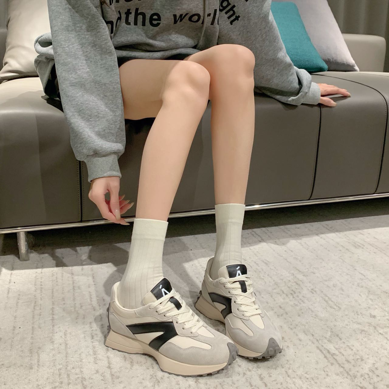 新款百搭运动鞋复古阿甘鞋厚底休闲鞋女（25066）