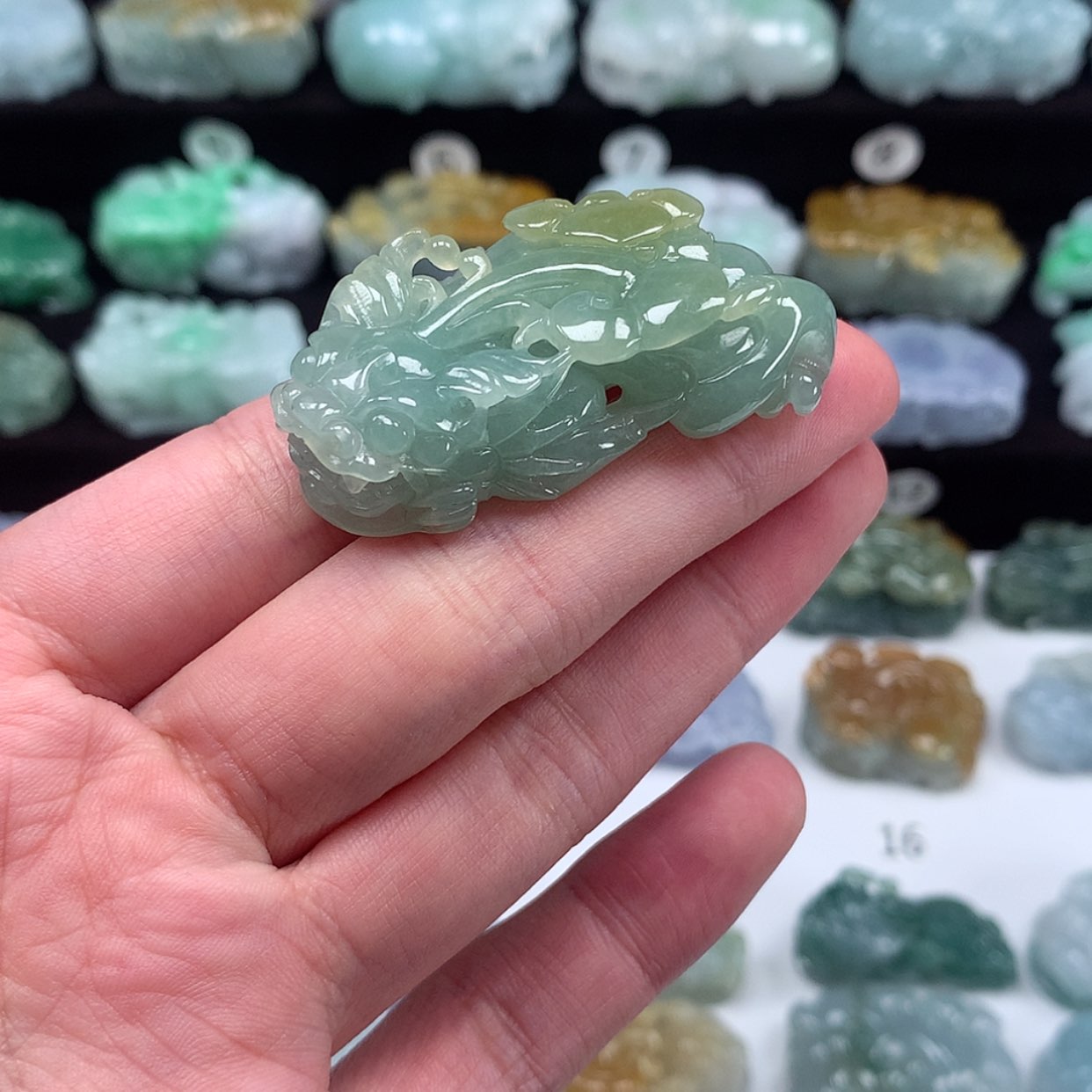 【闪购商品】翡翠颈饰未镶嵌貔貅