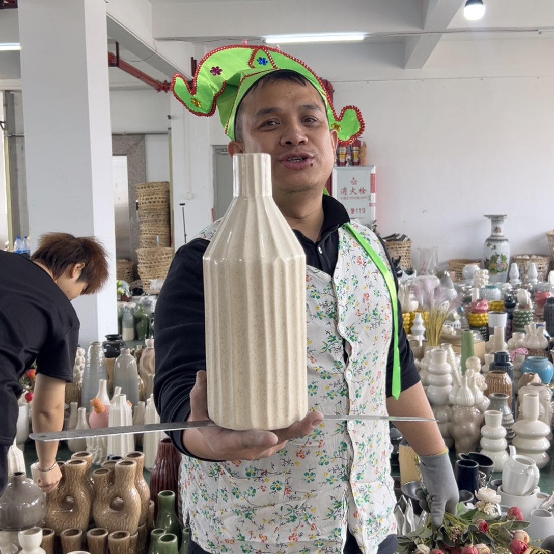 摆件131 号高中低温陶瓷工艺瓶（部分微瑕）