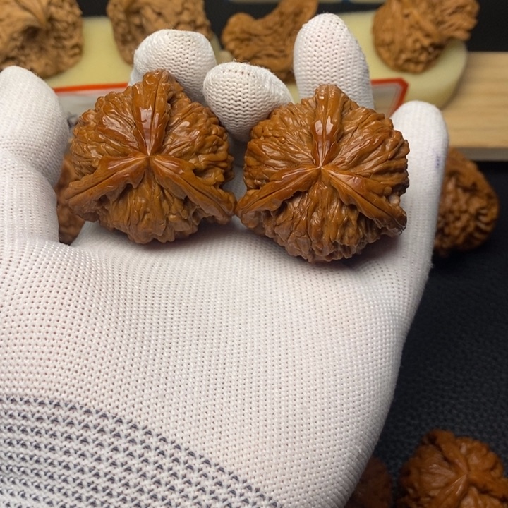 文玩核桃吊坠生****天工艺三棱