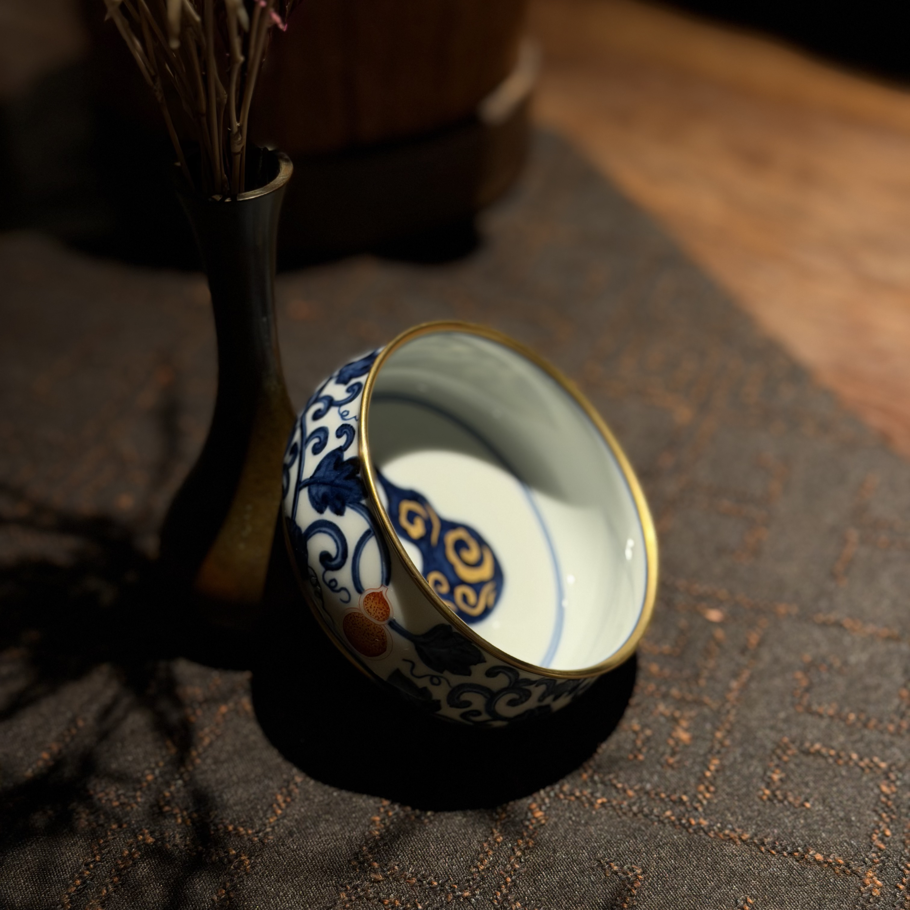 矾红葫芦缠枝莲矮炉式杯