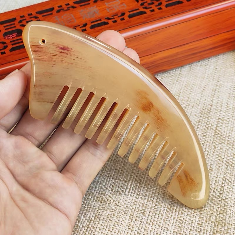 A10手工天然防静电便携牛角按摩梳
