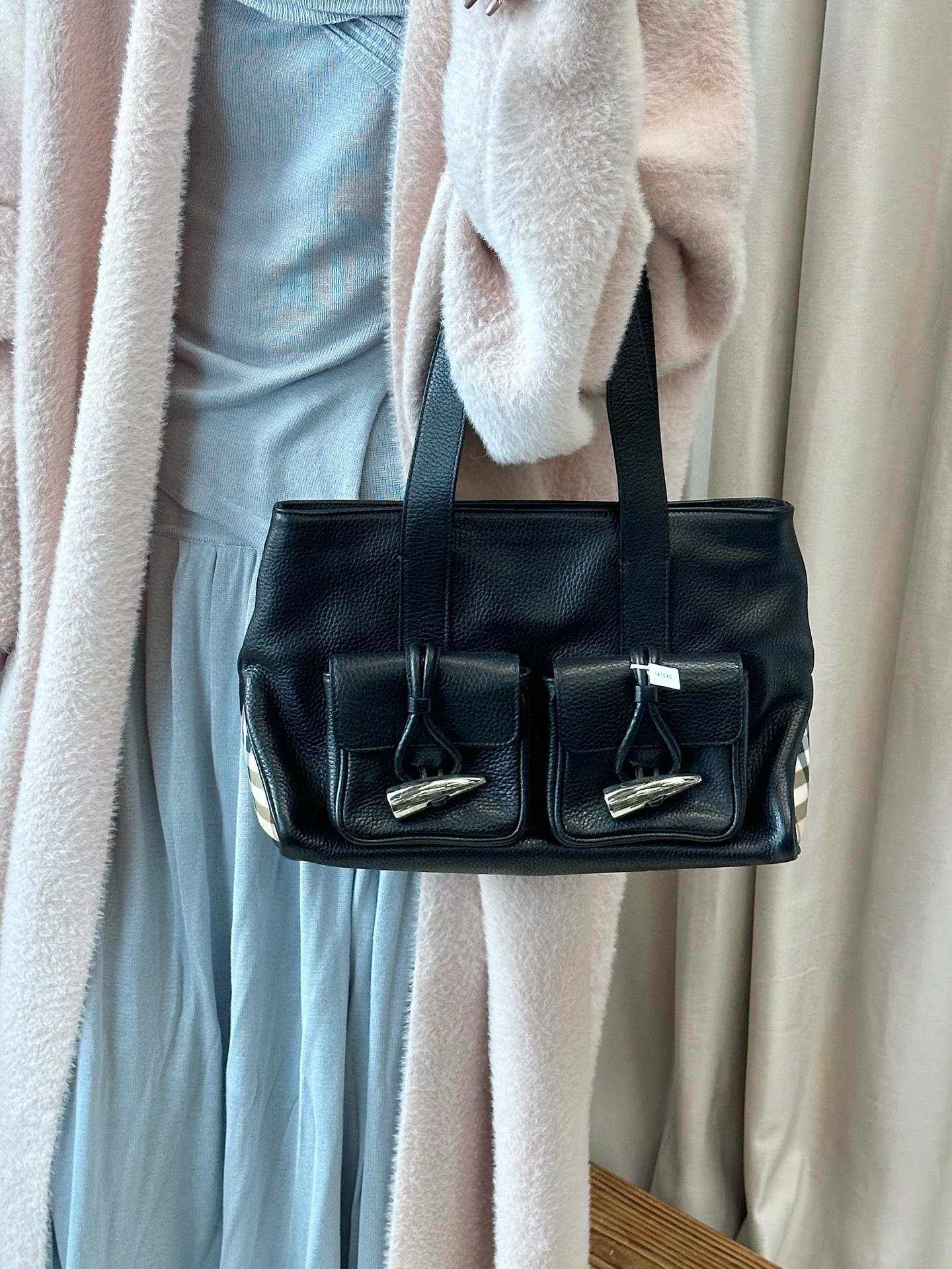 95新 BURBERRY/博柏利 博柏利 黑色托特手提单肩包(K)