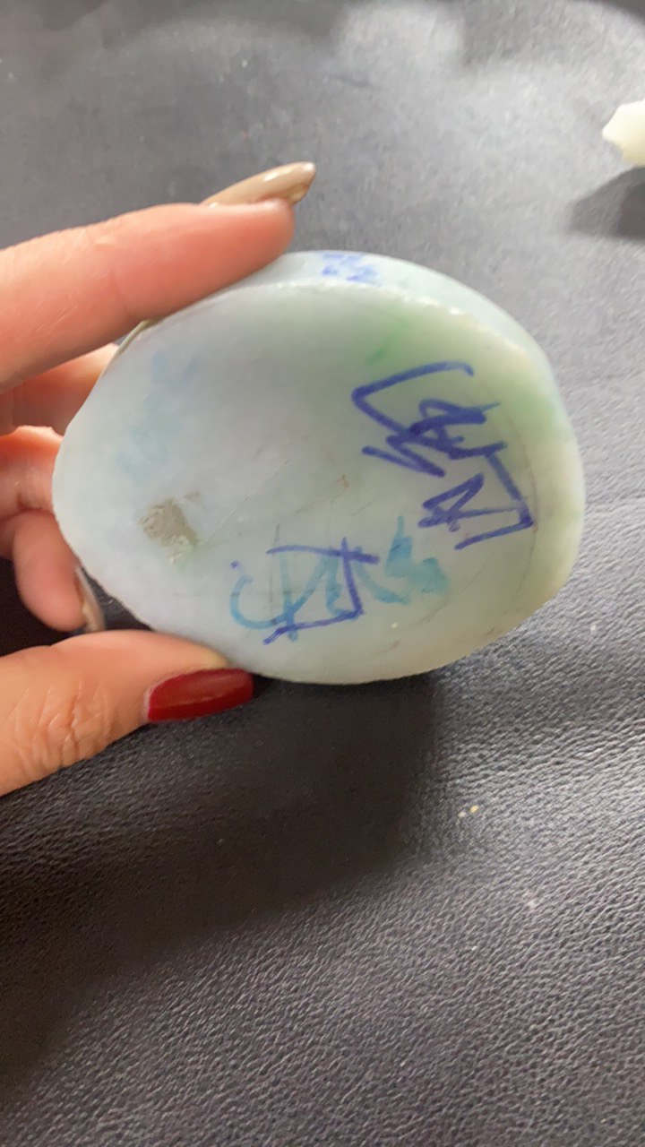 缅甸天然翡翠边角赌位