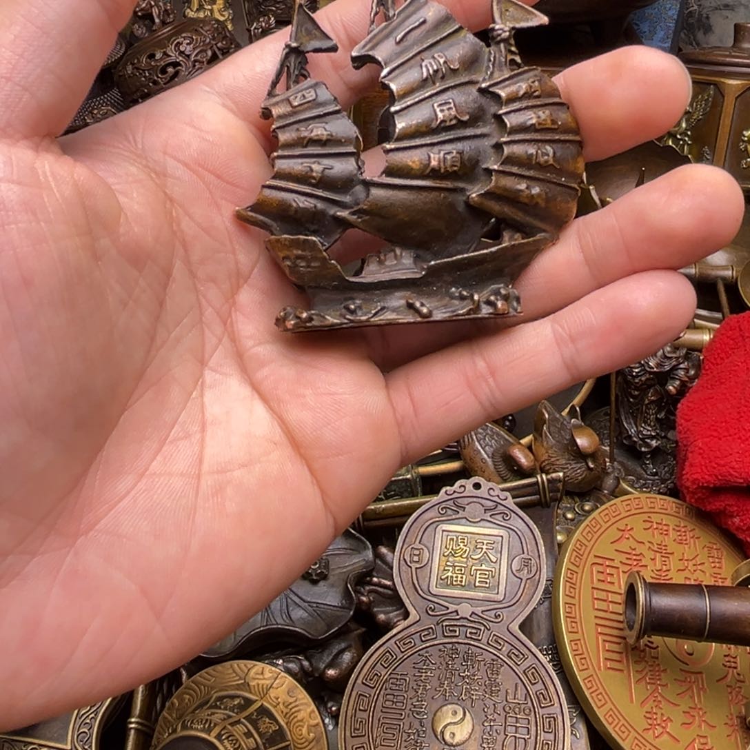 精美铜器点击下单