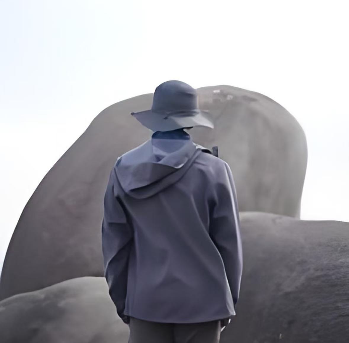  9019-LT冲锋衣硬壳防水户外徒步风衣男女外套