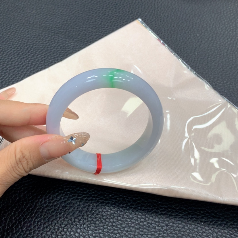 【闪购商品】翡翠手镯未镶嵌翡翠