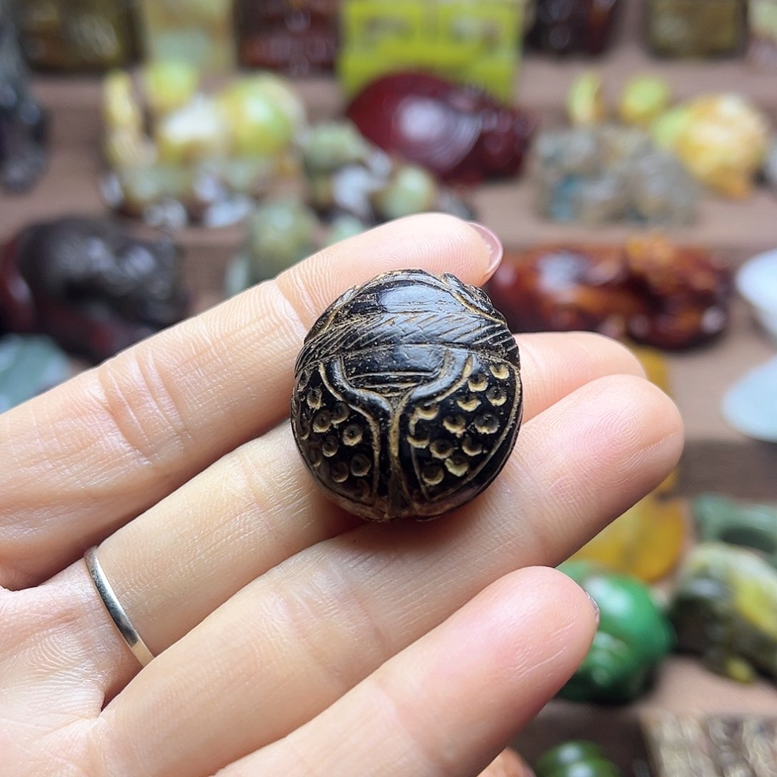 白玉菩提吊坠88。。