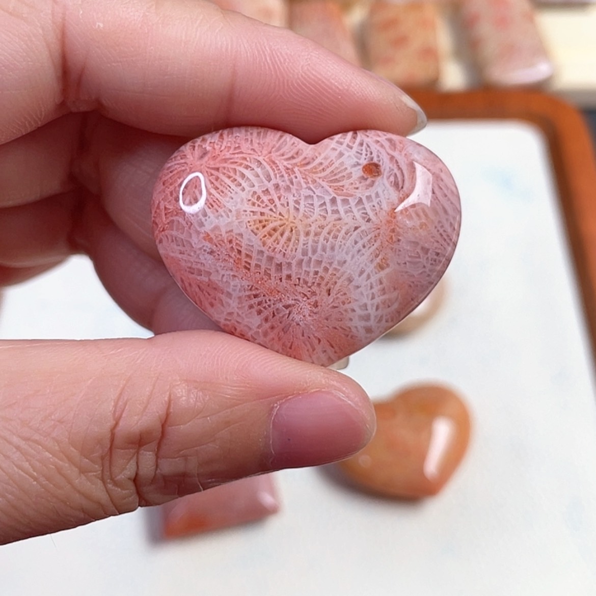 【闪购商品】硅化玉吊坠(赠链)未镶嵌E****坞