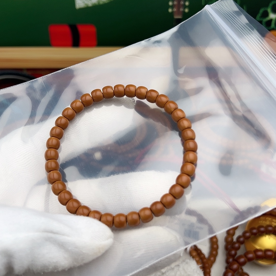 D***a手串橄榄核核尖单圈6.4㎜