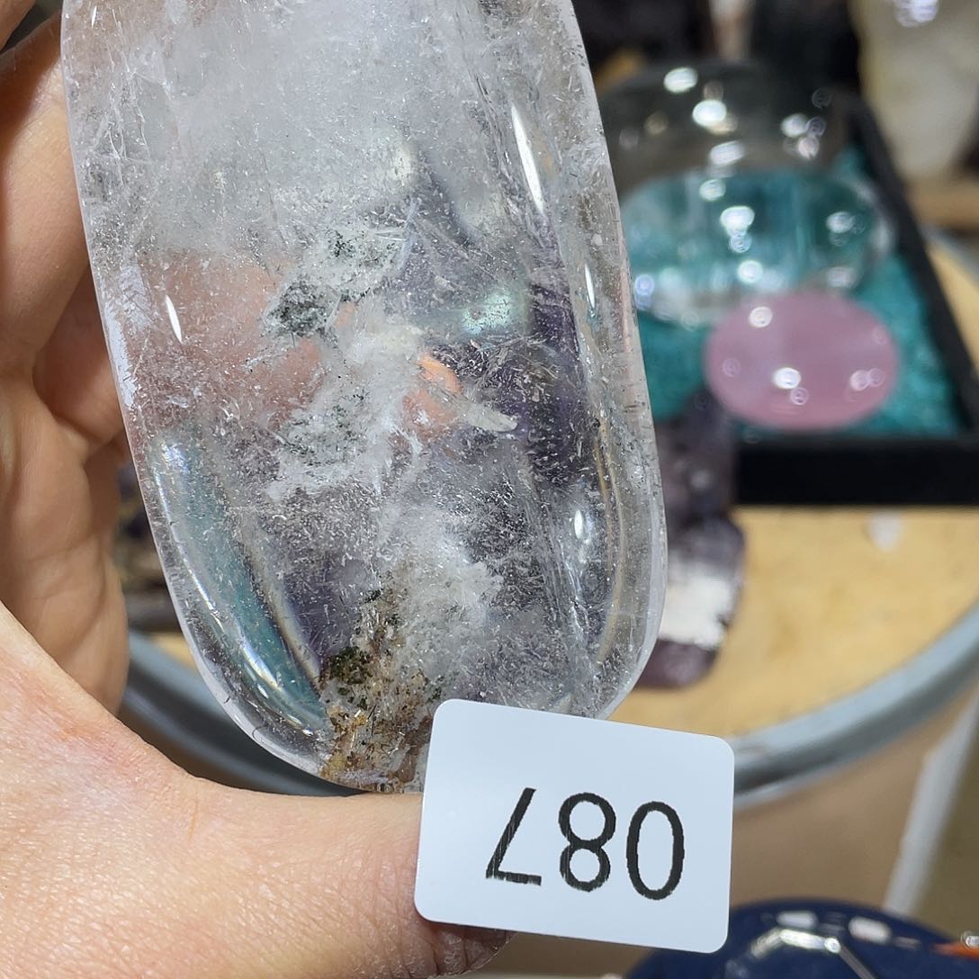 水晶摆件……未镶嵌