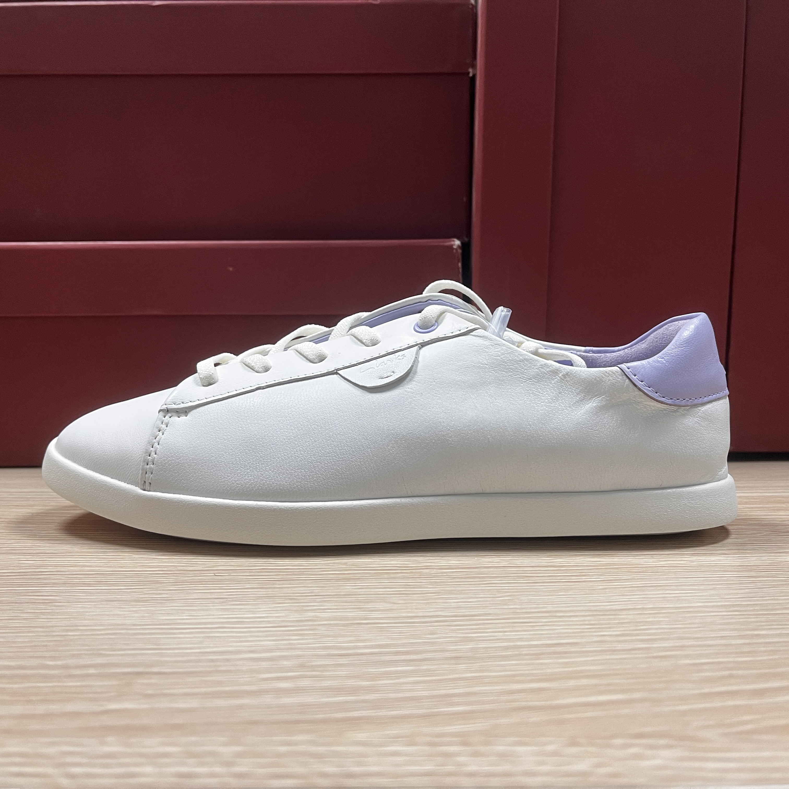 默认微瑕介意勿拍！ 时尚休闲女士白色拼接轻便休闲鞋