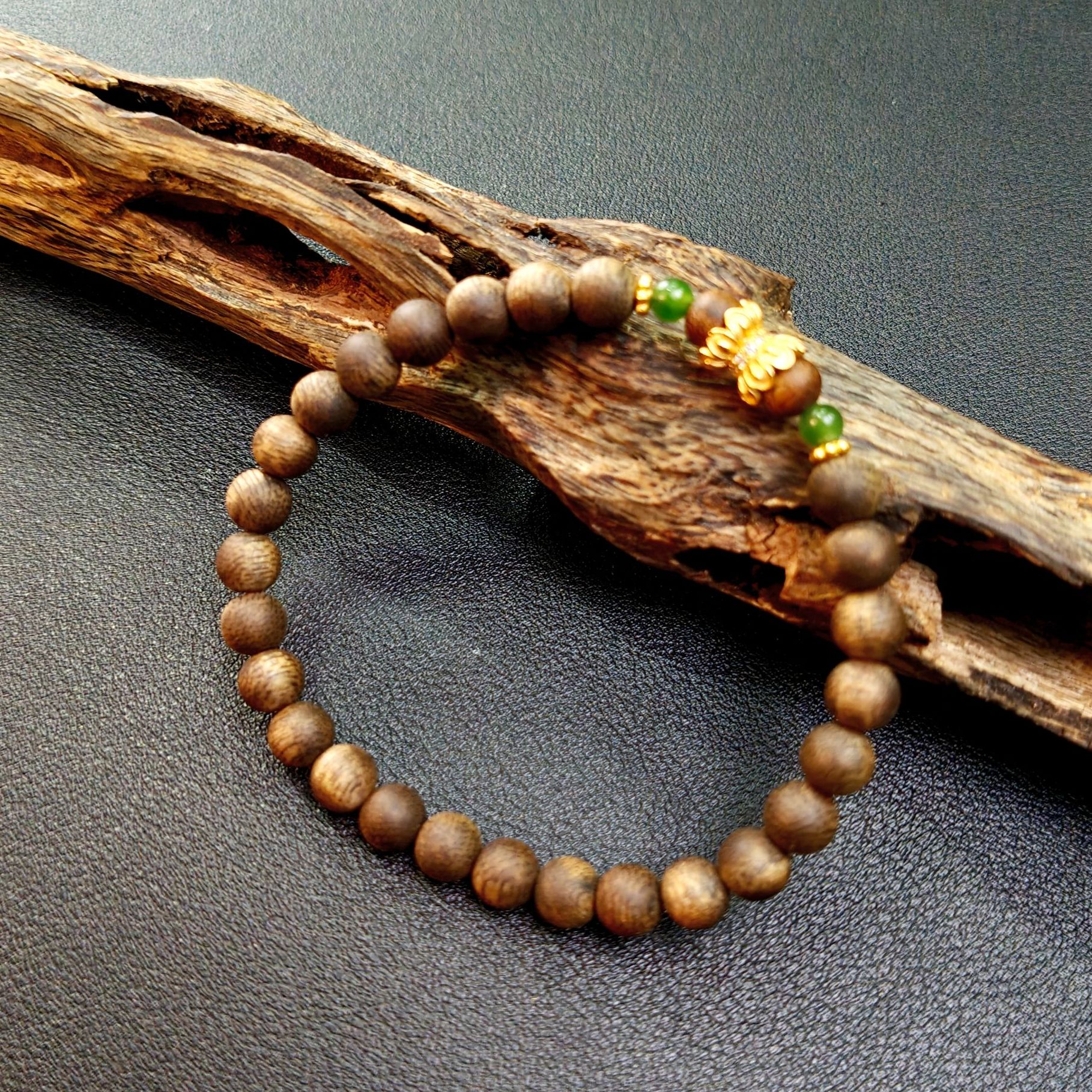 沉香【央企钜惠】留疤满结油老白奇手串单圈多样性发其一