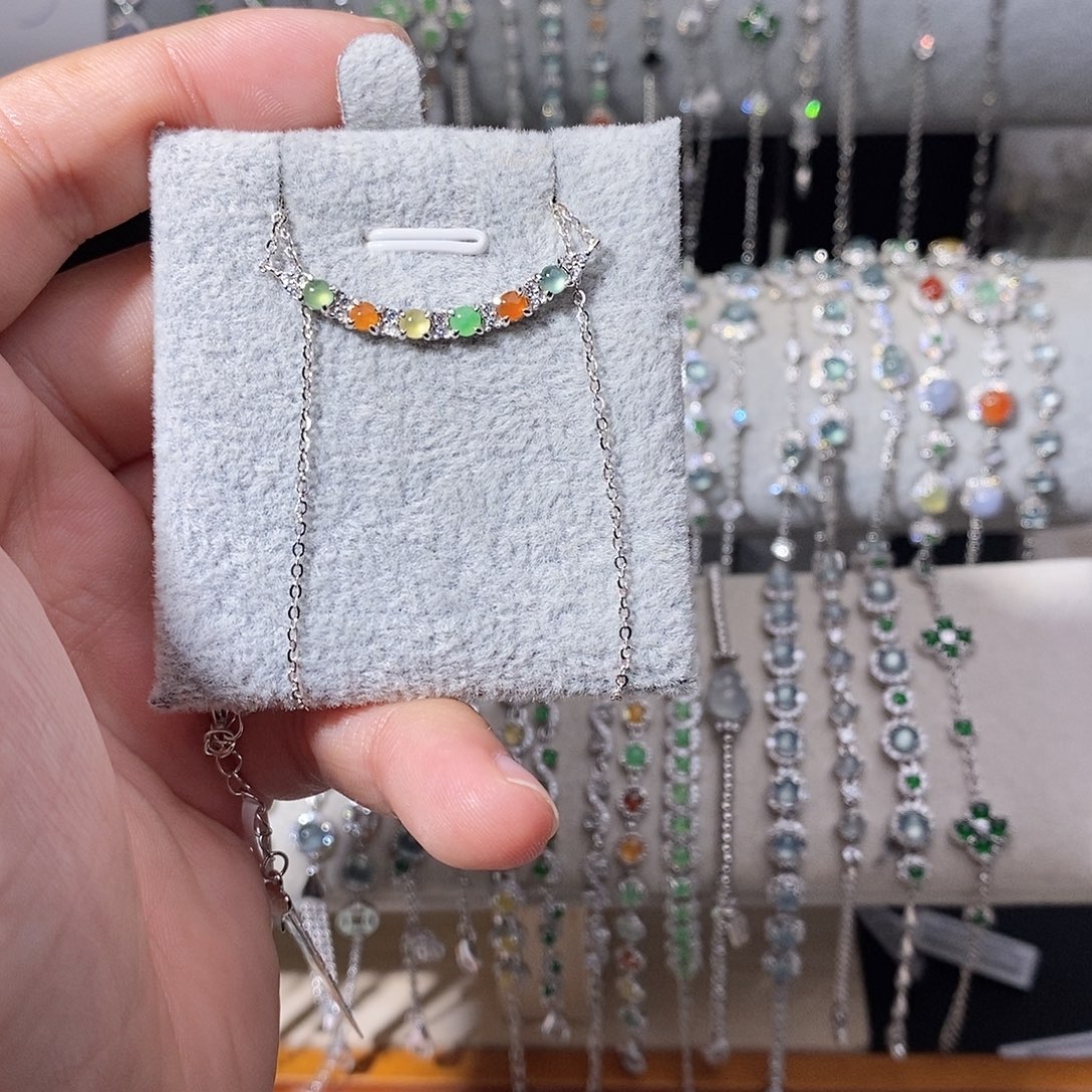 翡翠银S925镶嵌颈饰