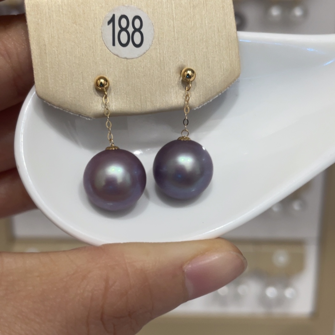 淡水珍珠18K金镶嵌耳饰