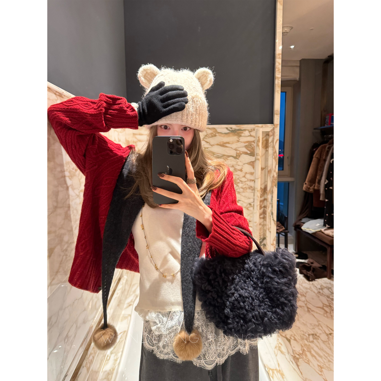 钱美西 2色暖感羊毛蕾丝下摆拼接小众叠穿背心吊带软糯叠百搭上衣