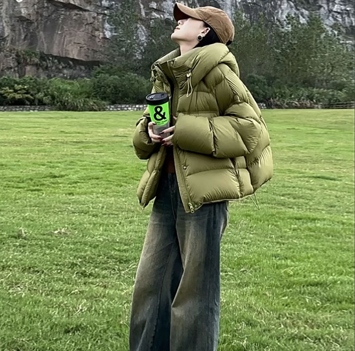 02爆款棉服女连帽棉服外套大版宽松连帽外套