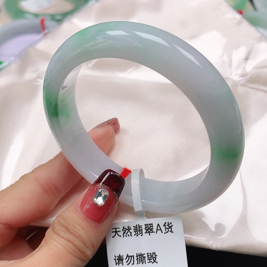 翡翠手镯未镶嵌天然翡翠手镯54