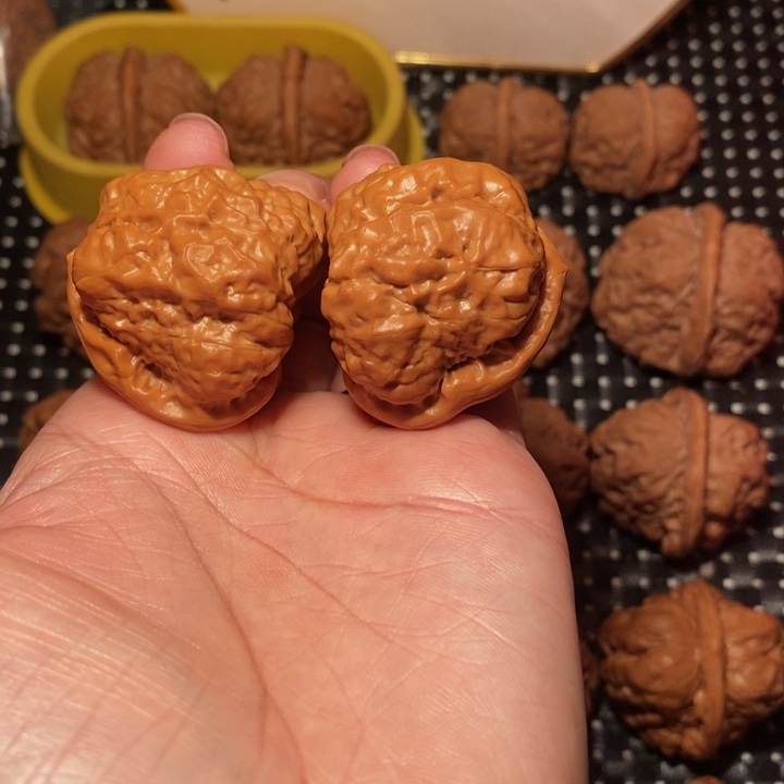 中***年把件文玩核桃八腿肌肉蛙