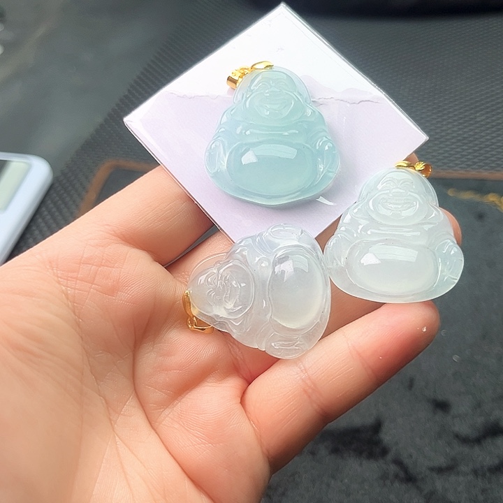 翡翠颈饰未镶嵌啊啊