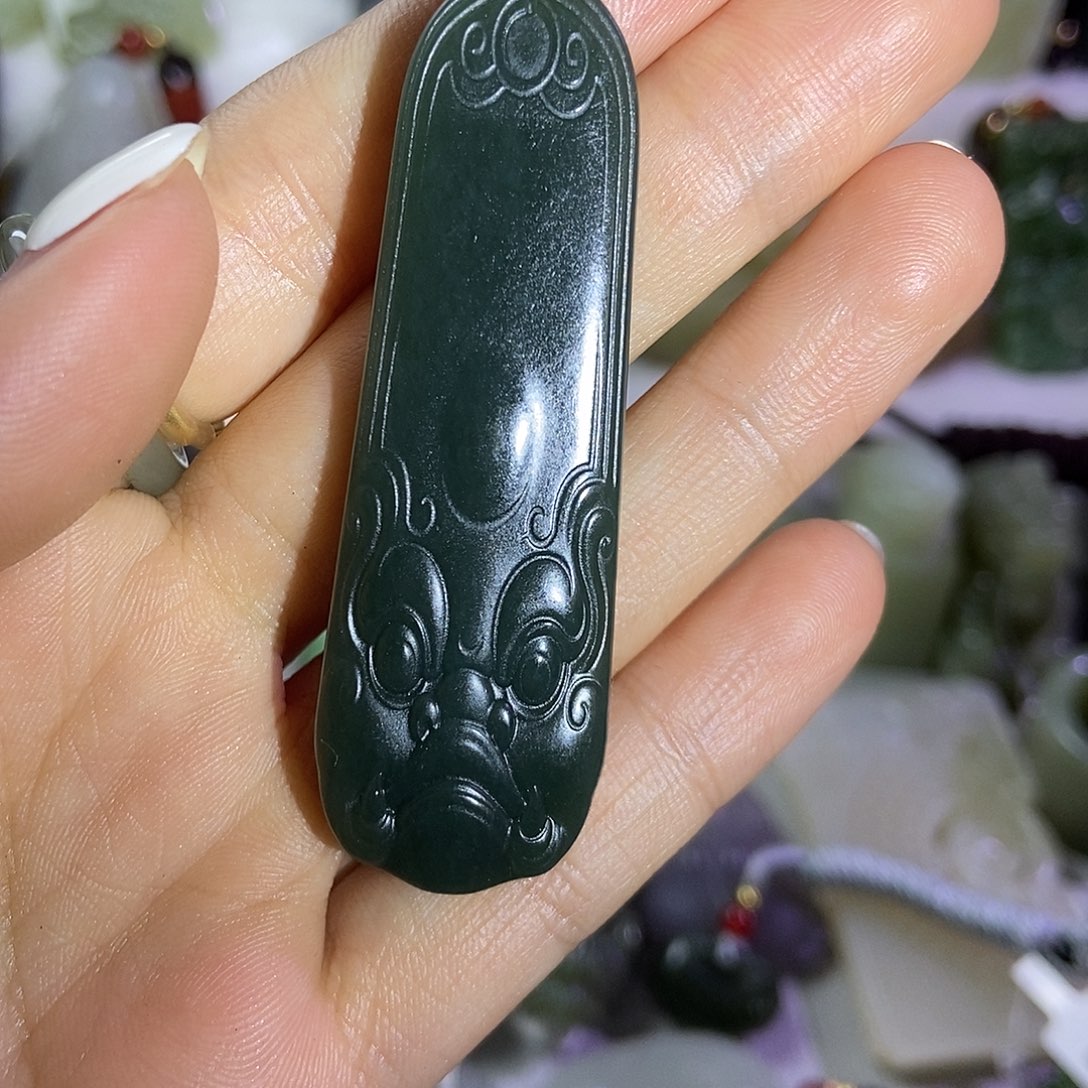 和田玉（糖玉）颈饰未镶嵌