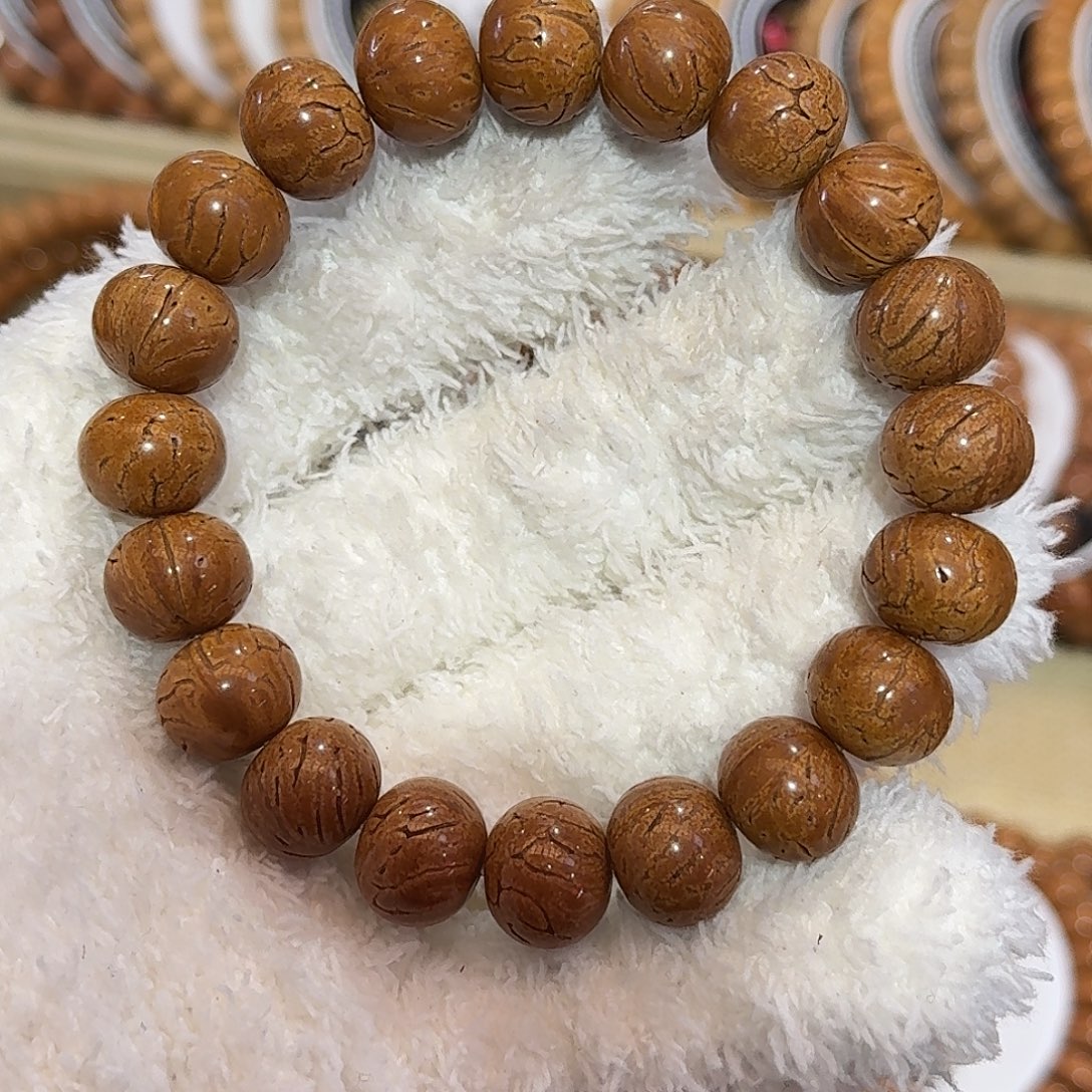 斌***、吊坠桃核单圈 桃核大姐