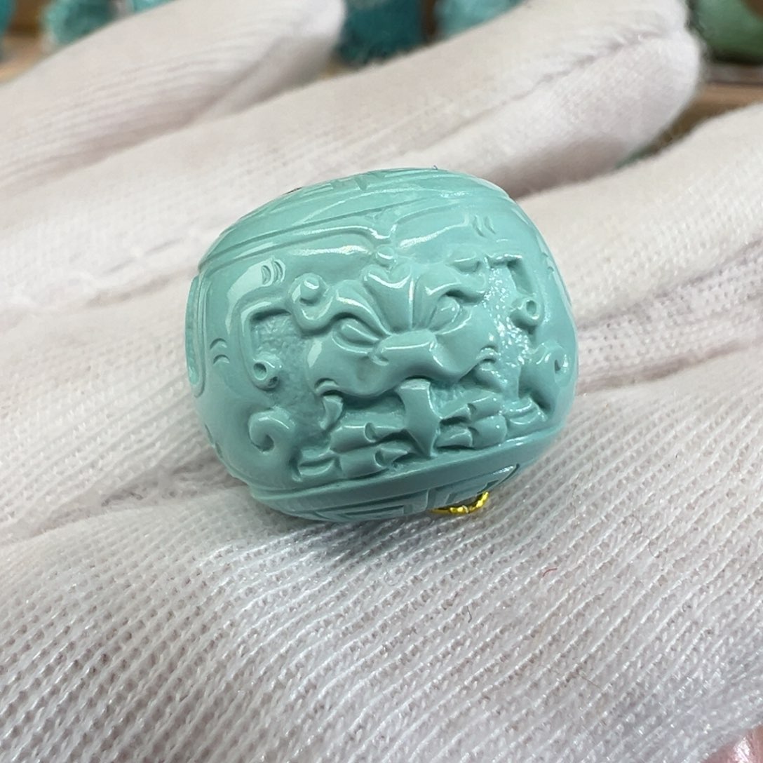 绿松石配饰未镶嵌