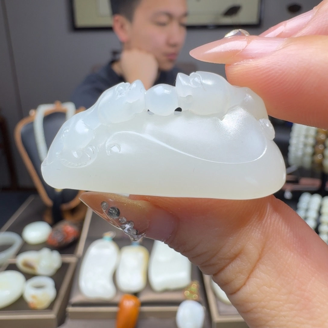 和田玉挂件未镶嵌