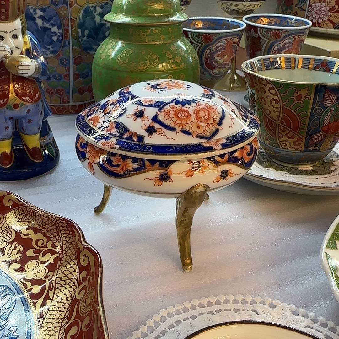 茶盏在家里面玩啊亲儿想