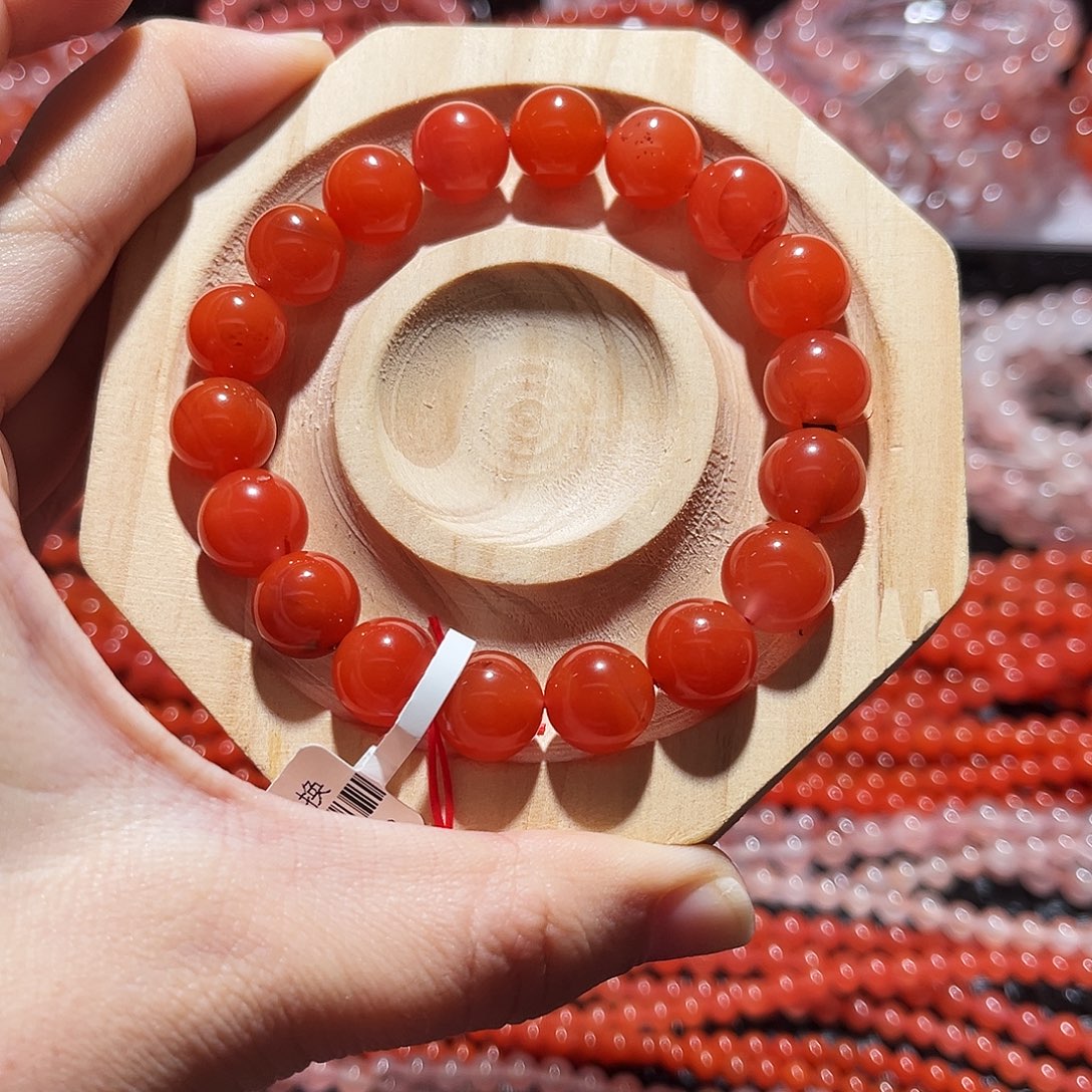 南红玛瑙未镶嵌手链