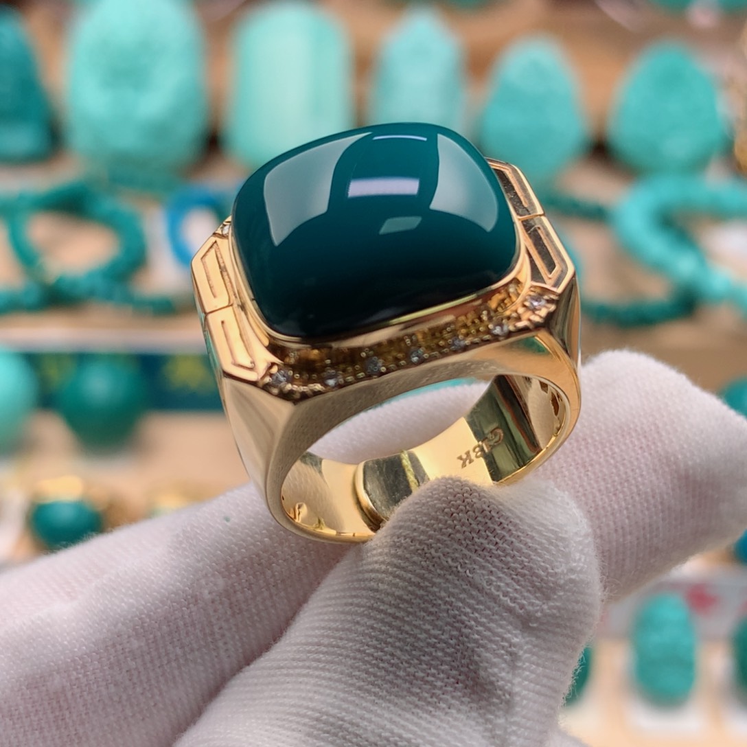 绿松石珠宝奇石18K金镶嵌