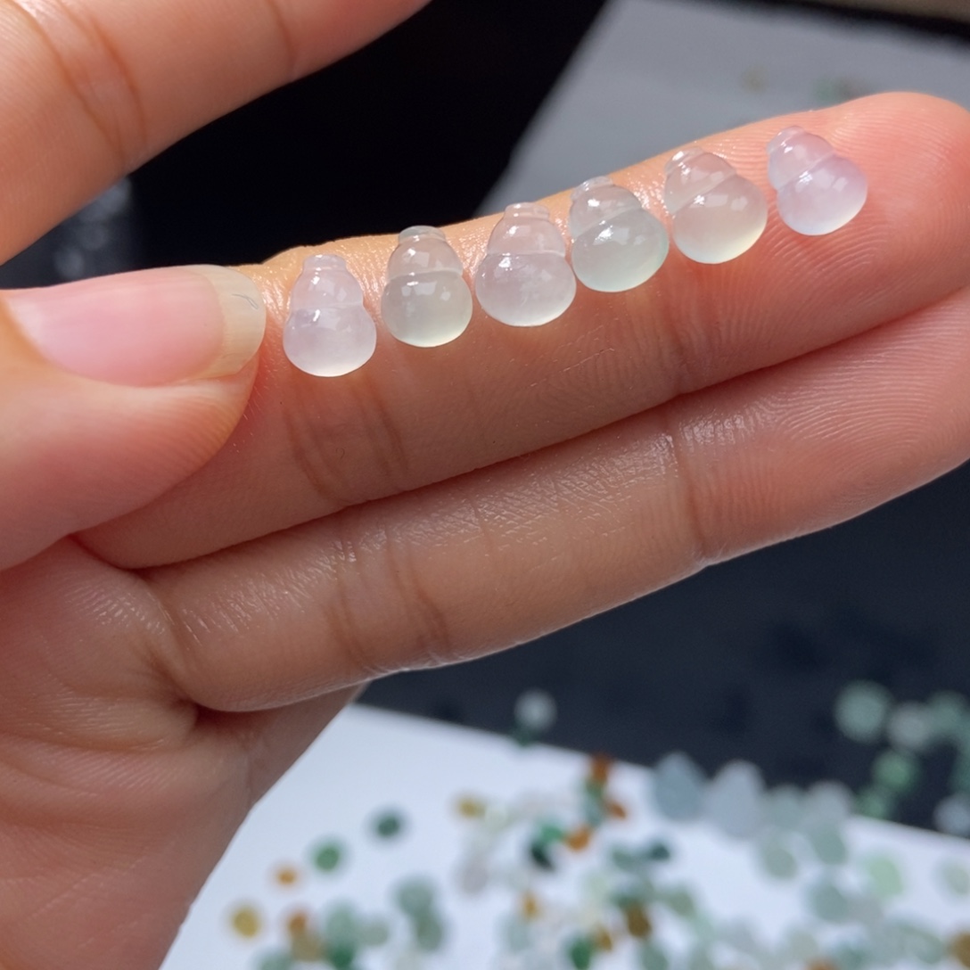 定制翡翠未镶嵌单个价格