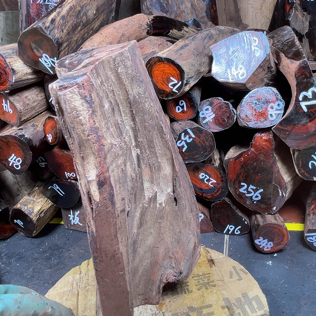 独***二交趾黄檀（大红酸枝）