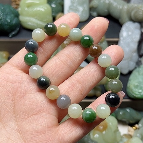 颈饰未镶嵌和田玉龍**神