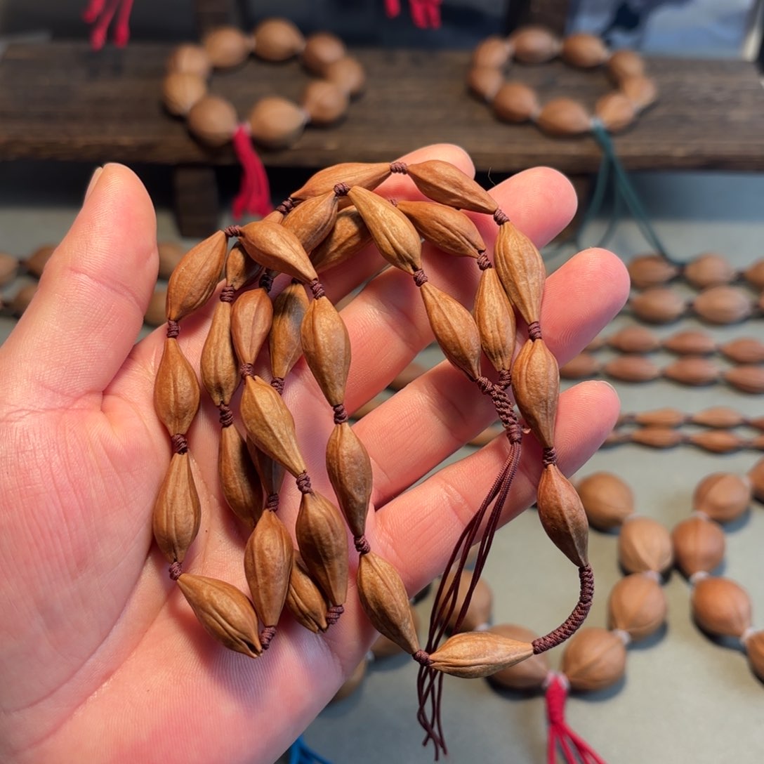 橄榄核手串/手链?**?橄榄核老油核0.9脖挂放漏