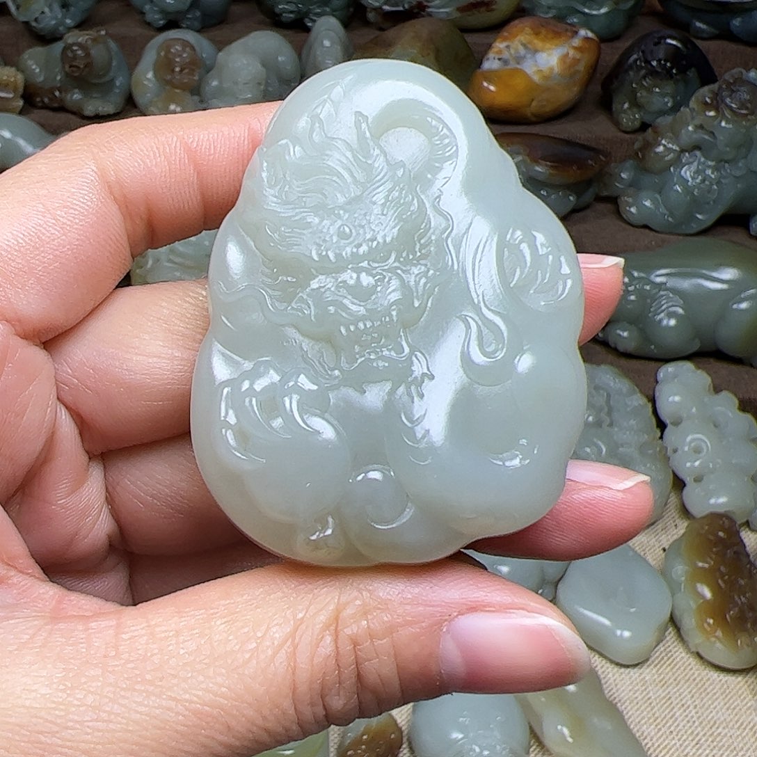 和田玉挂件未镶嵌