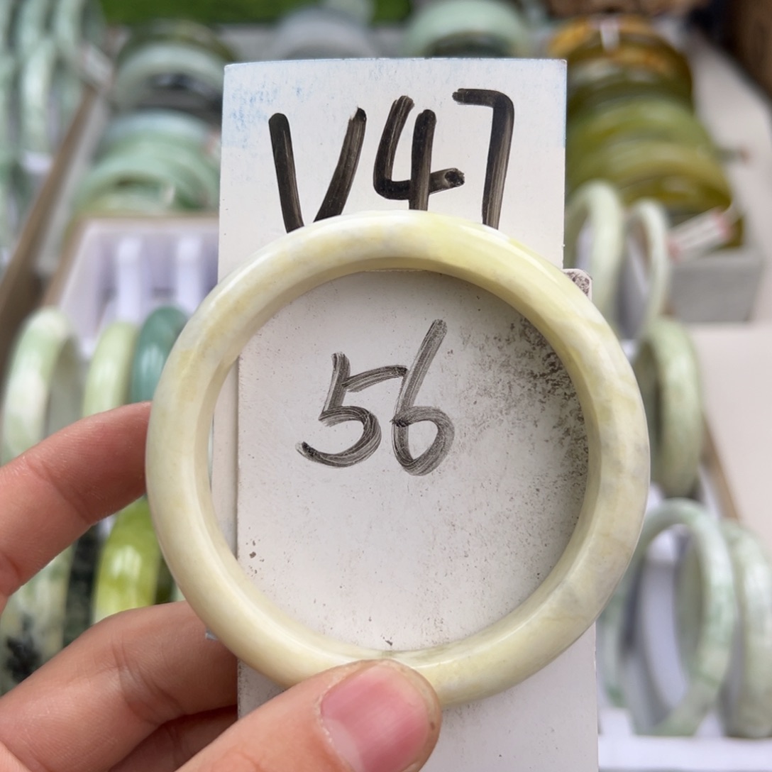 岫玉手镯未镶嵌天然岫玉微瑕