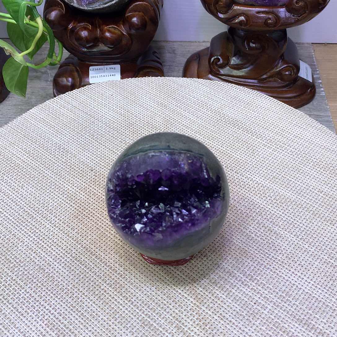 紫晶大型摆件（非配饰）未镶嵌