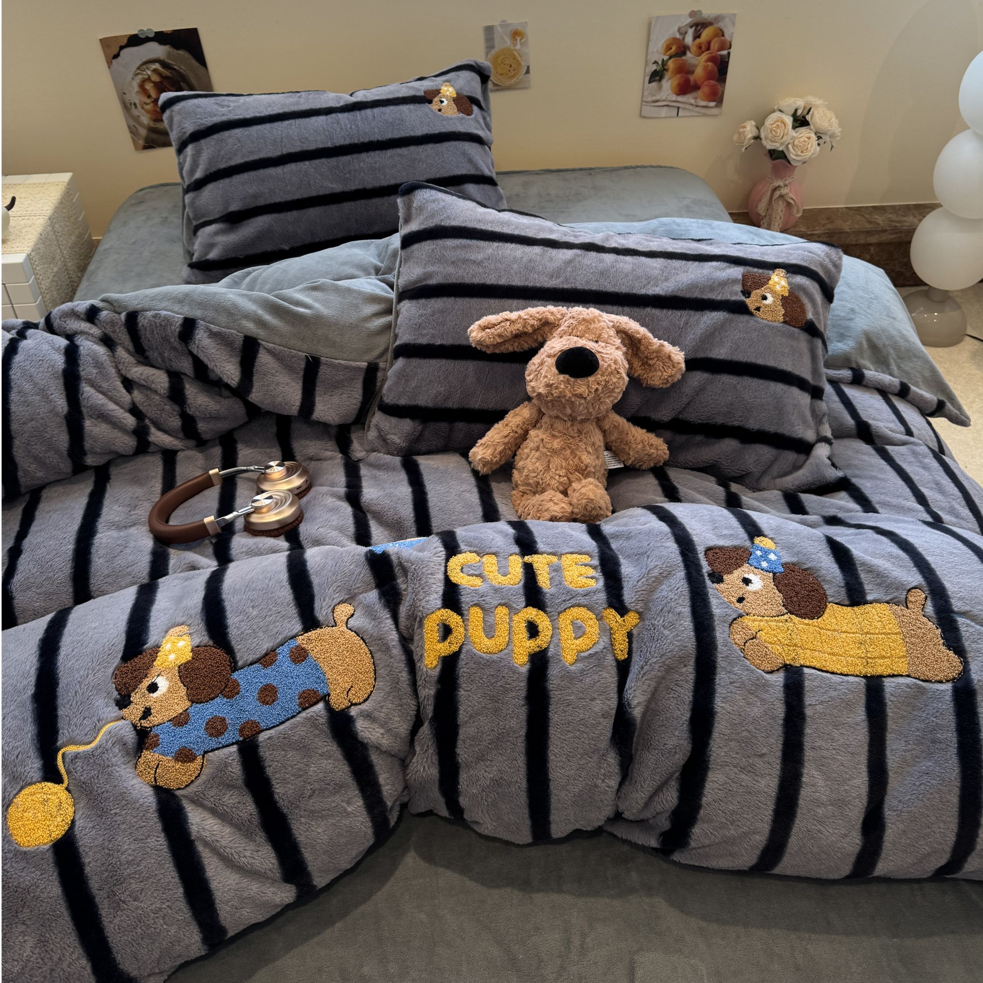 小玲子 毛球腊肠狗 冬季加厚兔绒拼牛奶绒刺绣套件 可爱卡通风