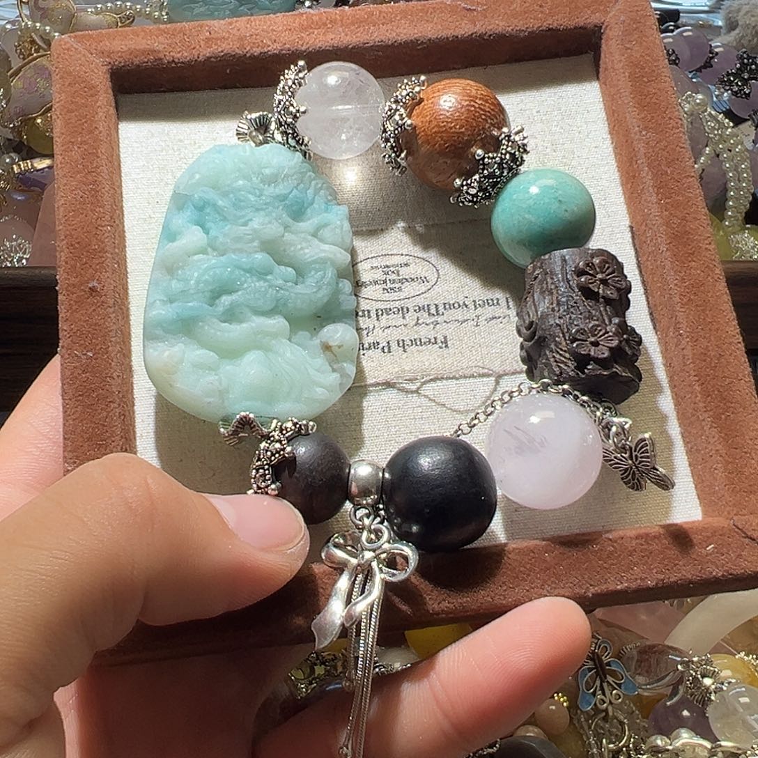 木质佘太翠佘太翠