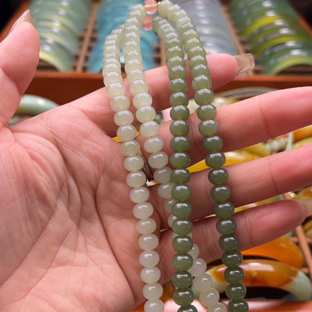 和田玉手串未镶嵌