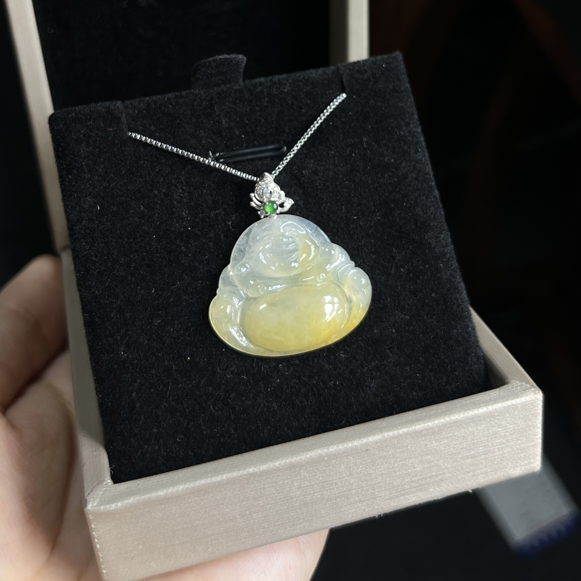 于于珠宝-天然A货缅甸翡翠冰种黄翡佛公玉石吊坠22.9×27.7×4.4mm