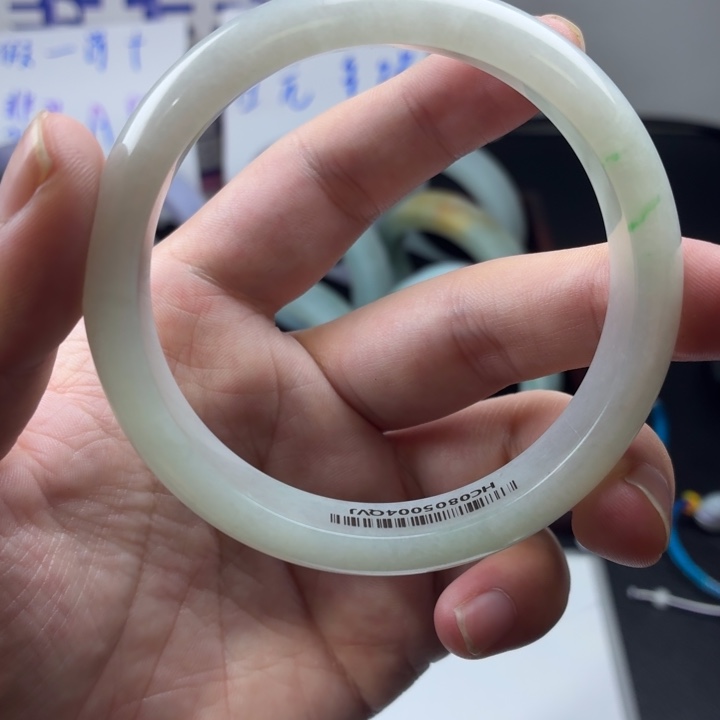 未镶嵌手镯翡翠57