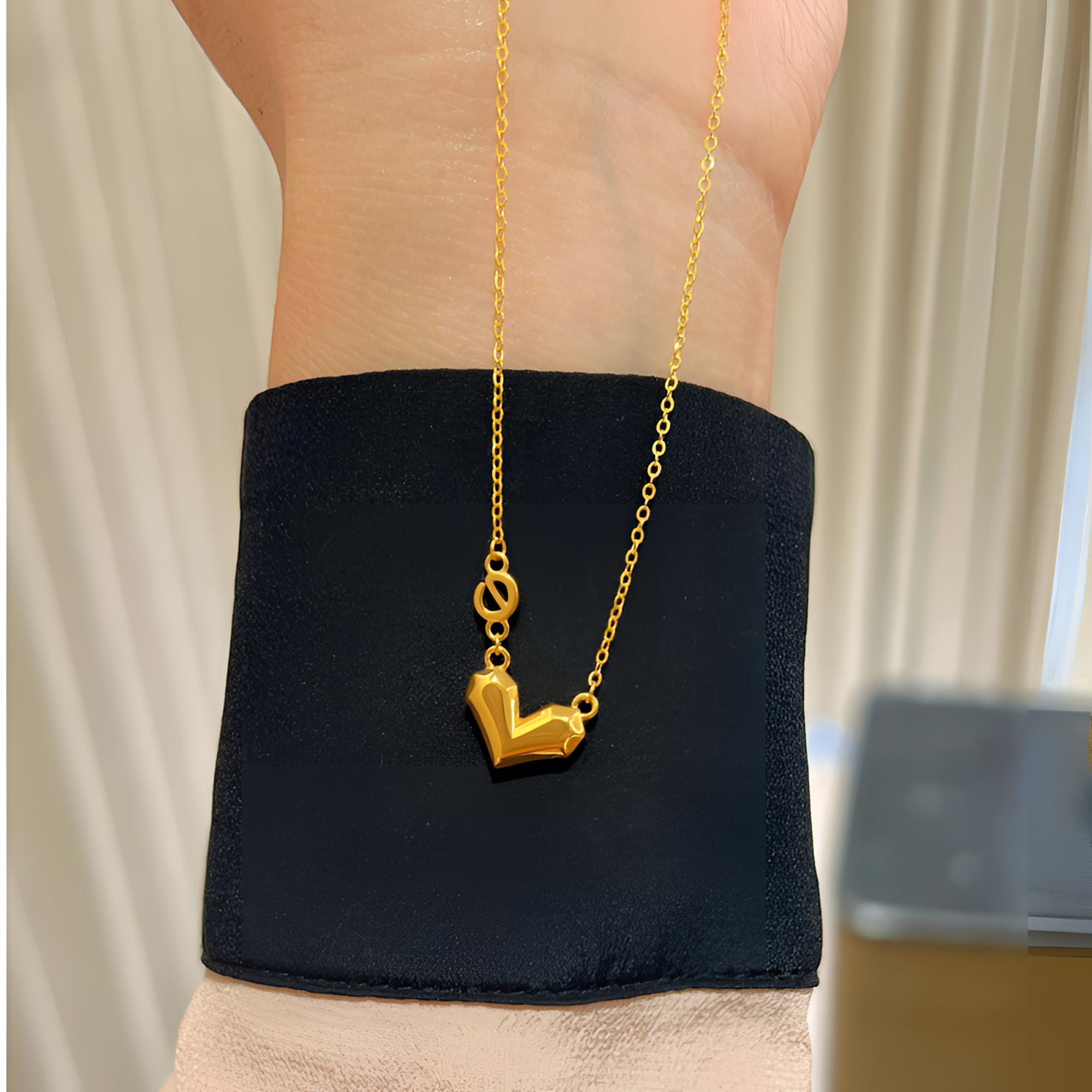 【老陶】足金纯金黄金几何爱心颈饰